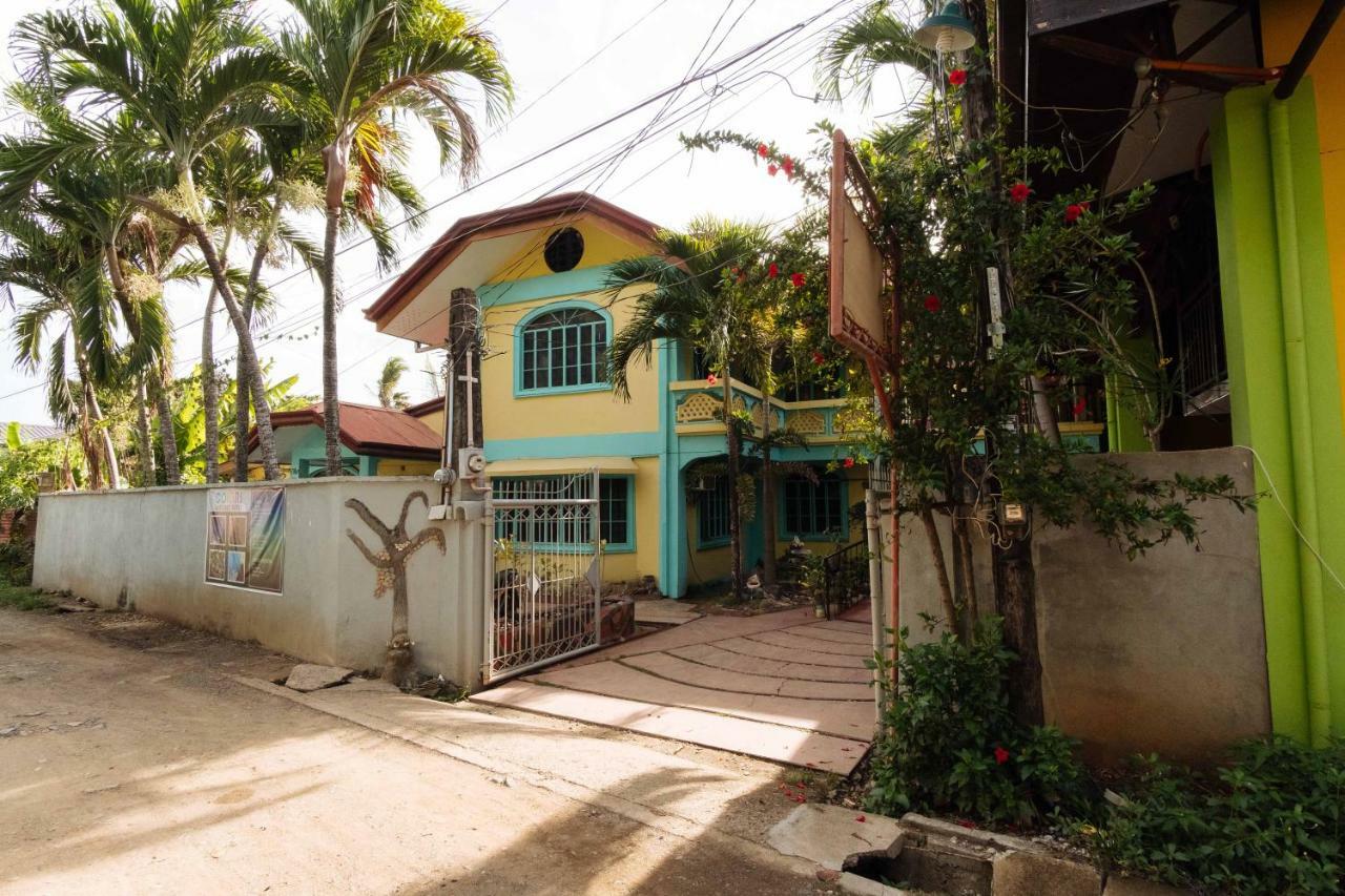 Reddoorz Near Puerto Princesa Capitol Hotel Exterior photo